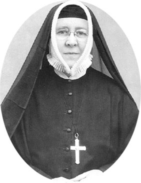 初代学長マザー・エリザベス・ブリット
